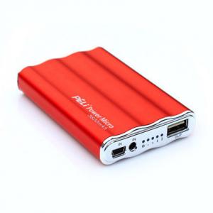 汎用タイプ（iPhone5/4/4S&iPad2/3など）7200mAhモバイルバッテリー　レッド