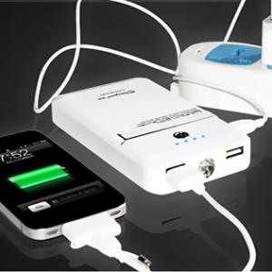 iPhone5 大容量モバイルバッテリー充電器 8000mAh  ホワイト