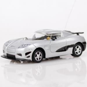 iPhone5／iPad／iPod  アプリで操縦するラジコンカー／ラジコン車　koenigsegg　銀