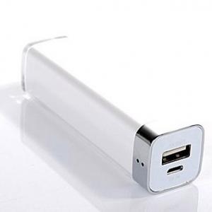 iPhone5用充電アダプタ　2200mAh モバイルバッテリ 口紅式　　小型　汎用　純白