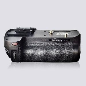 NIKON D7000 純正バッテリーグリップ互換タイプ ニコン バッテリーパック