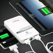 大容量　13000mAh　iPhone5/4/4S & iPad2/3用モバイルバッテリー　ホワイト